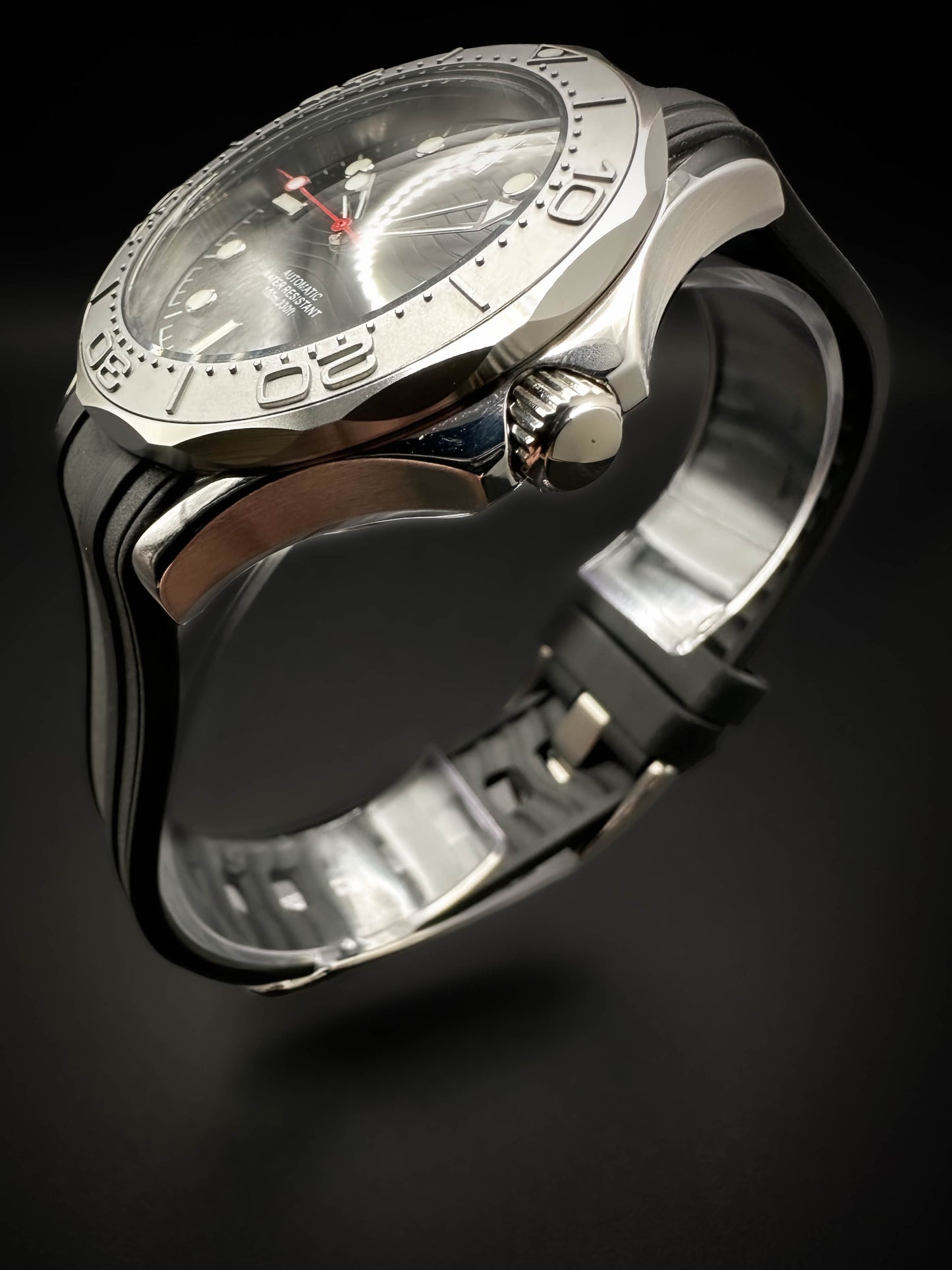 MONTRE AUTOMATIQUE STYLE PLONGEUSE ⎮ 41mm